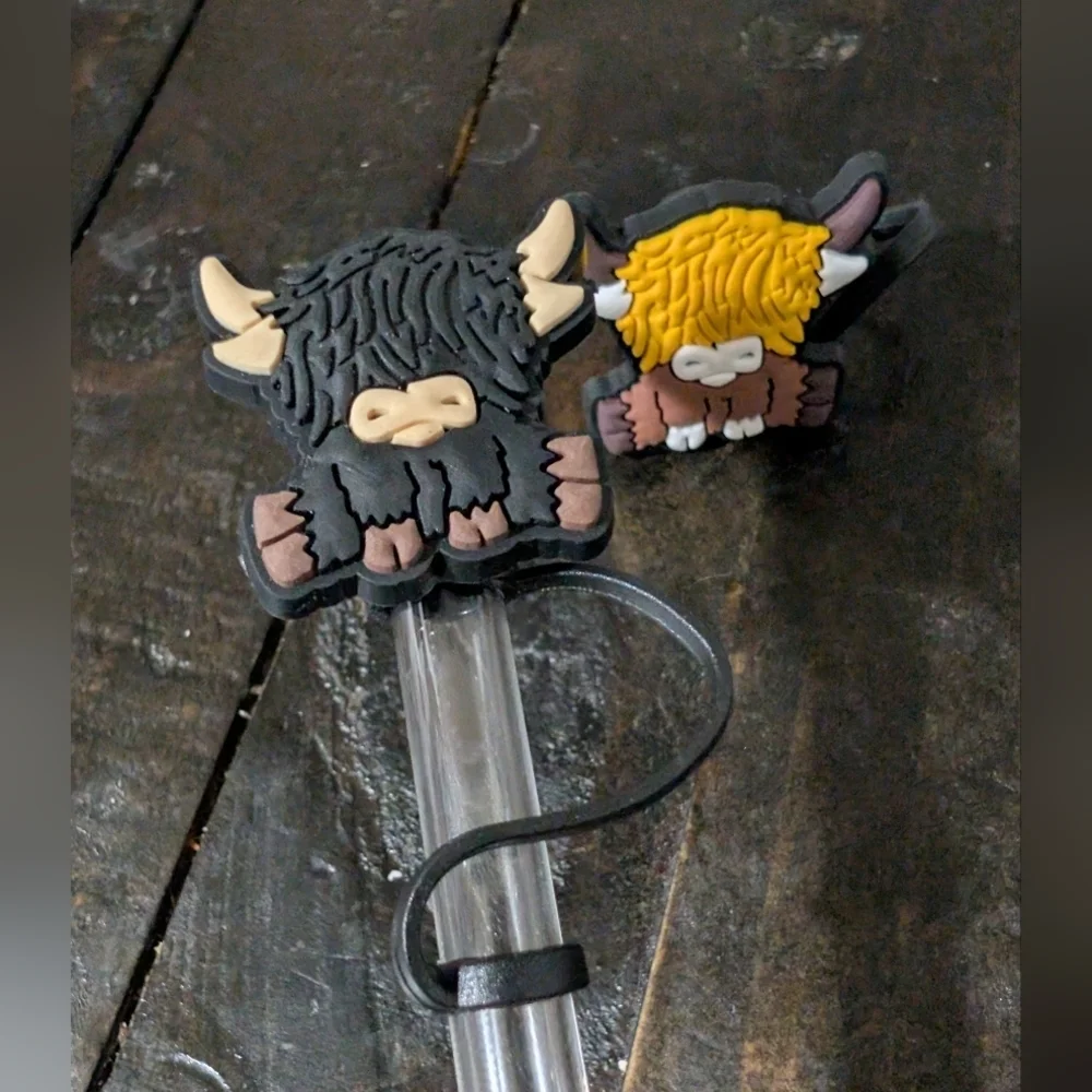 Adorable Highland Cow Straw Toppers
